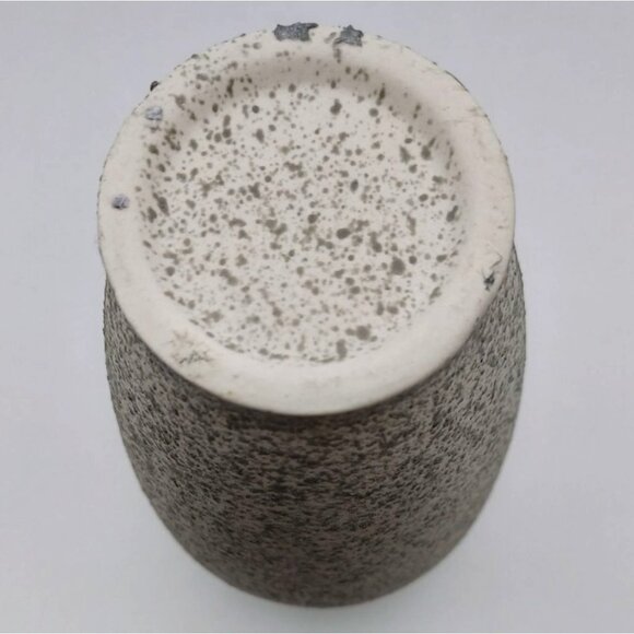 Vintage MCM Feather Art Pottery Vase Sand Textured Stylized Floral Modernist - Picture 6 of 7